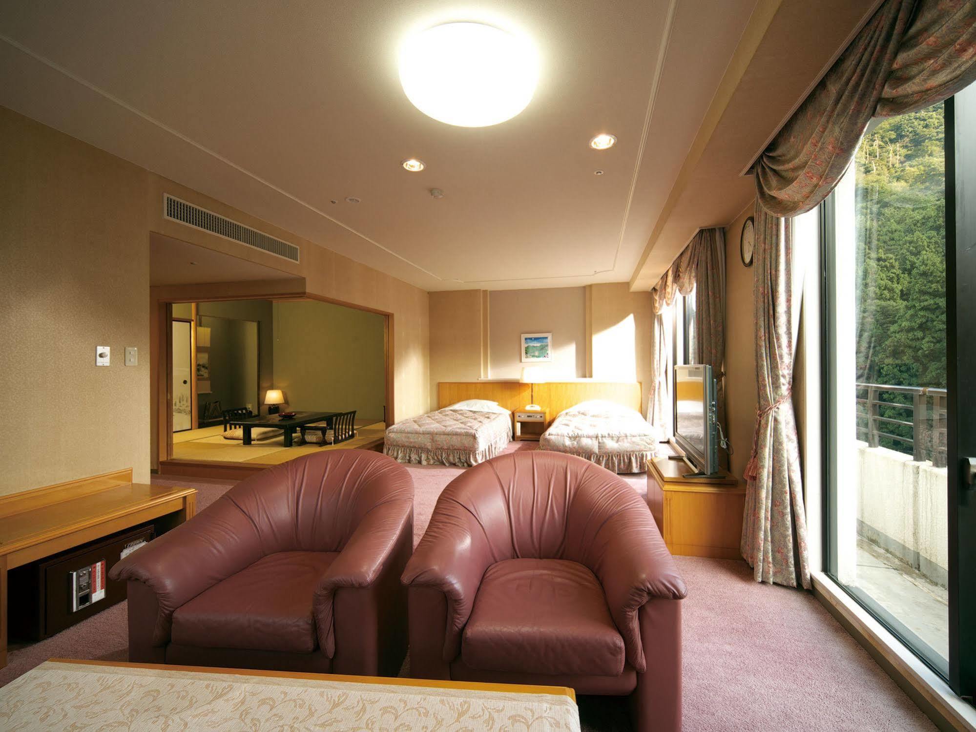 Royal Hotel Yamanaka Onsen Kajikaso Kaga  Exteriör bild